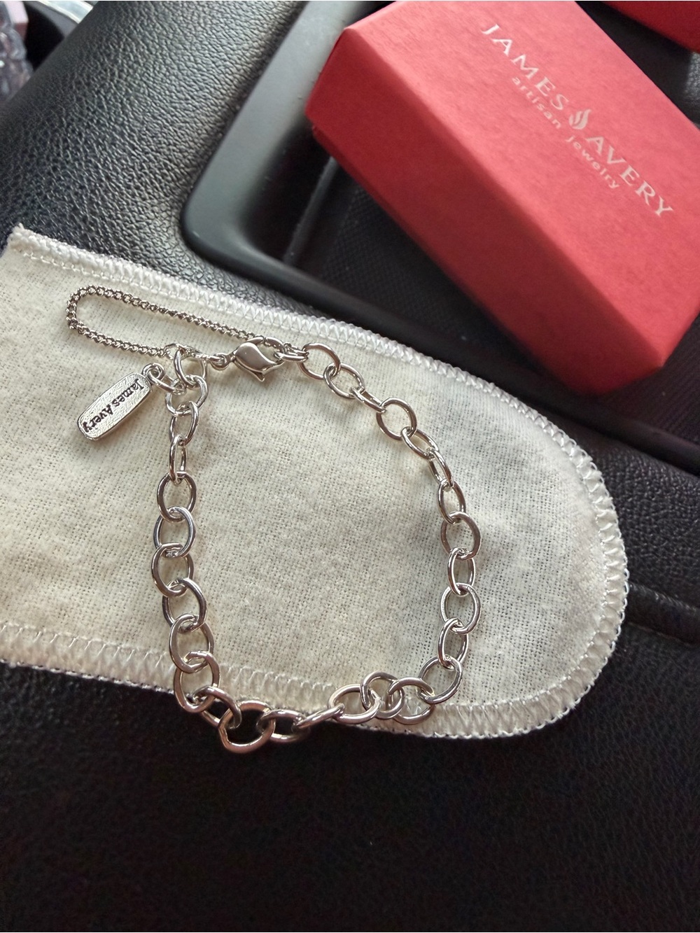 Forged link charm bracelet - Picture 3 of 4